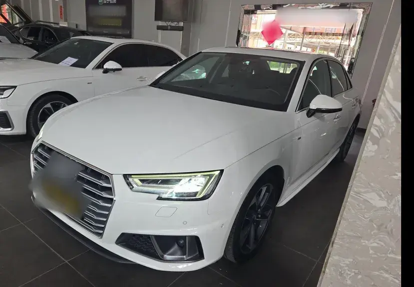 2019 Audi A4L 2.0T 190HP L4 7DCT