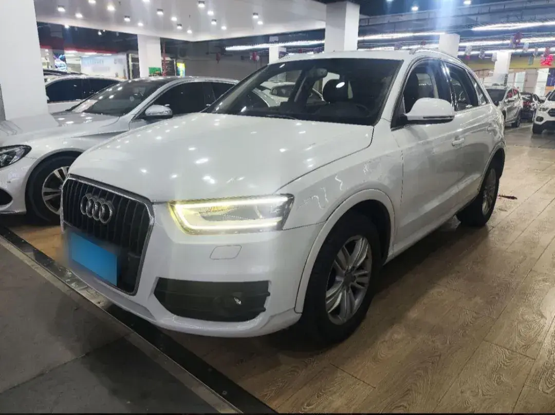 2013 Audi Q3 2.0T 170HP L4 7DCT