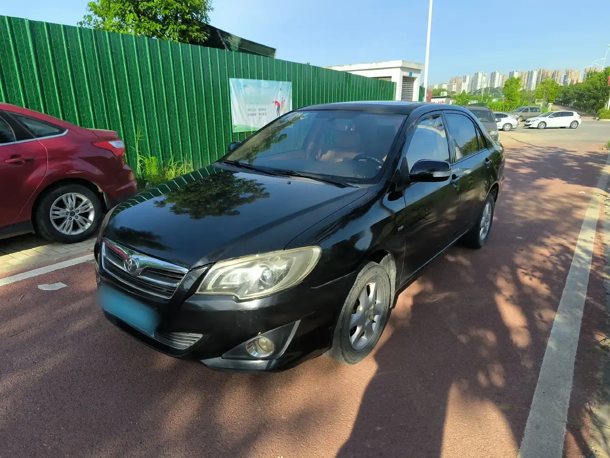 2013 Toyota Corolla 1.6L 120HP L4 5MT