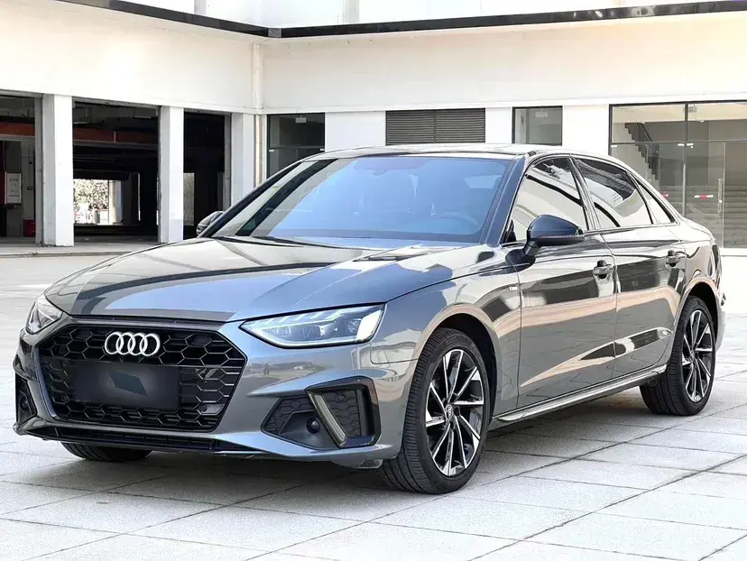 2023 Audi A4L 2.0T 190HP L4 7DCT