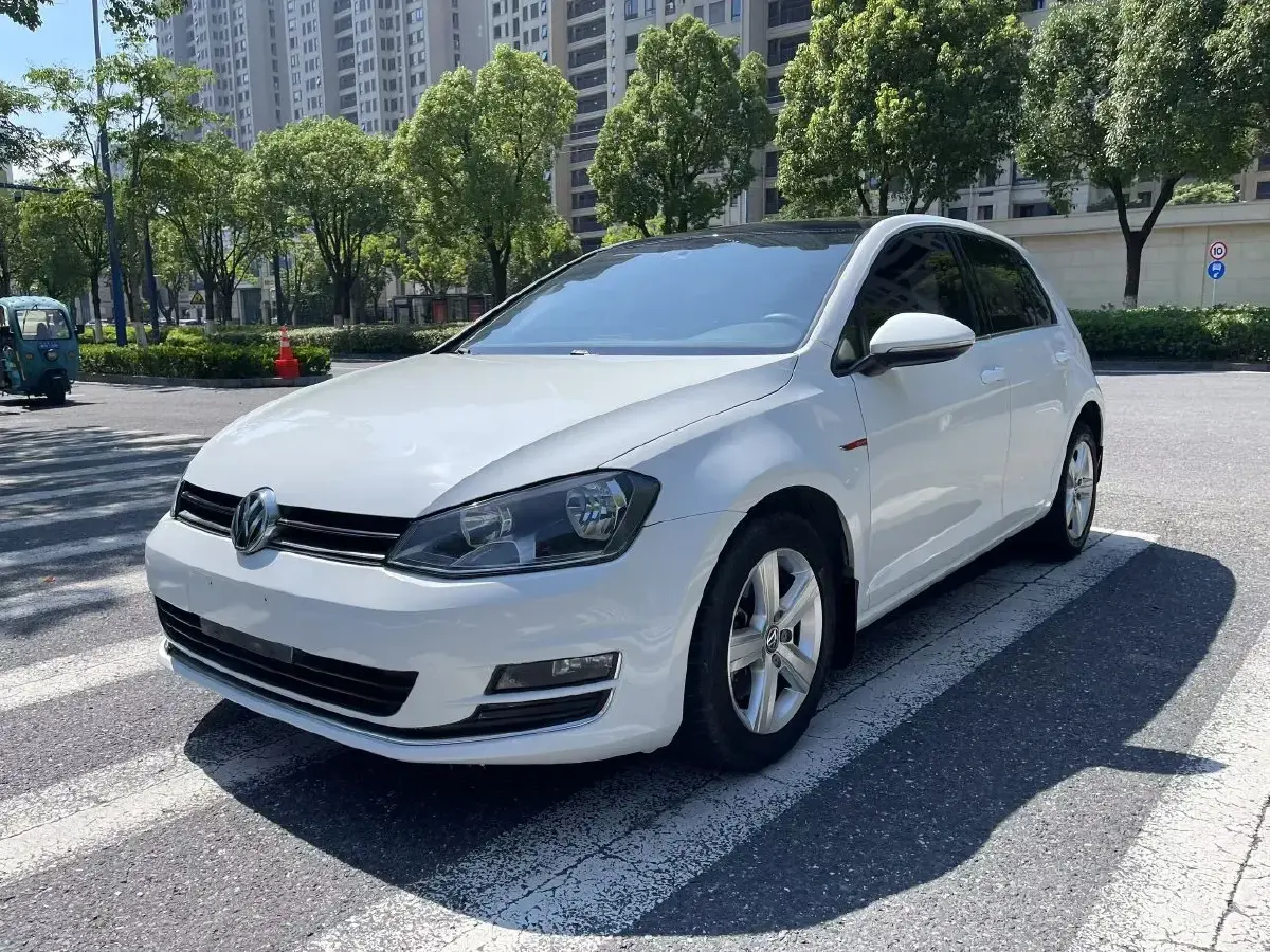 2015 Volkswagen Golf 1.4T 131HP L4 7DCT
