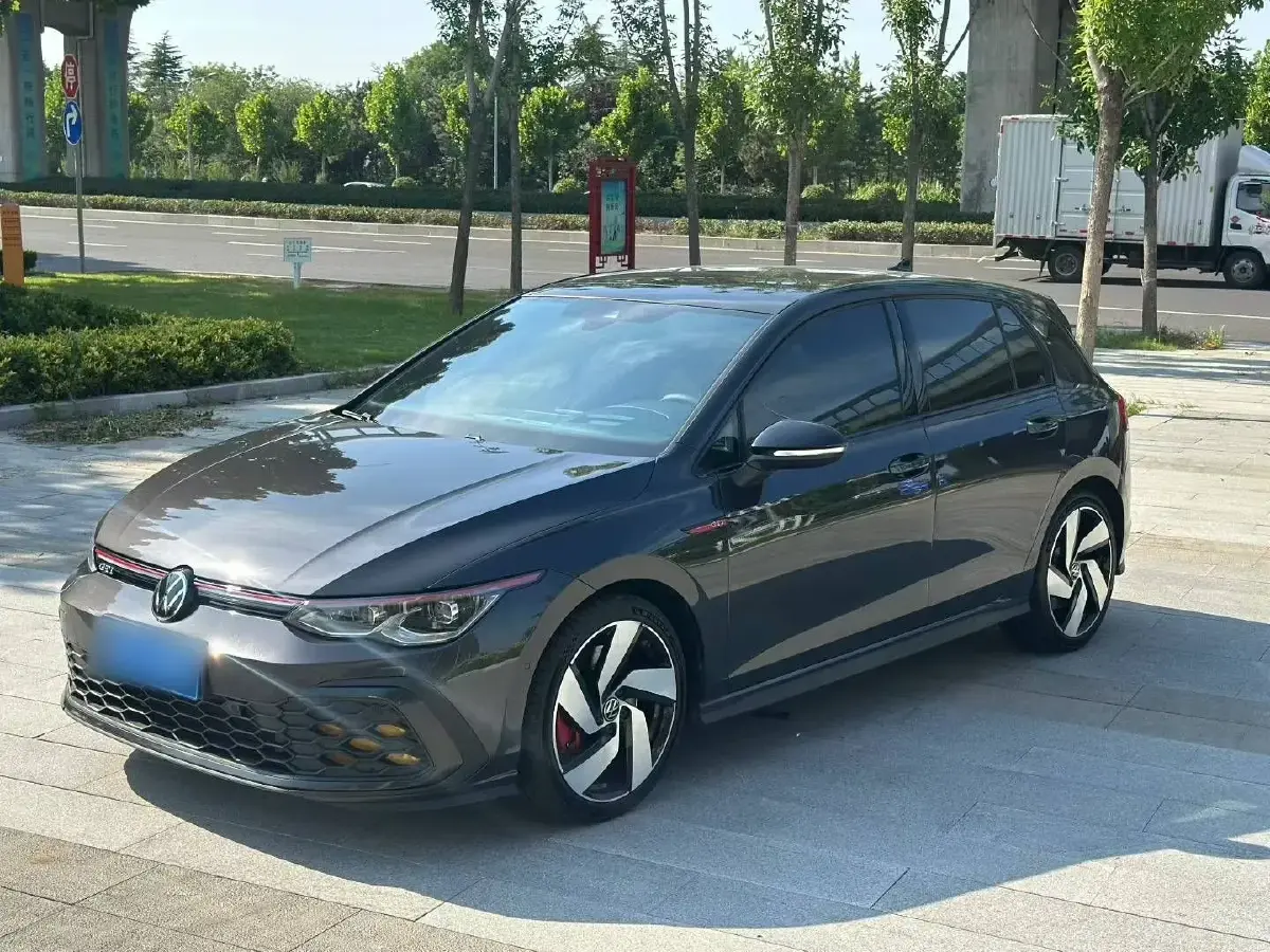 2021 Volkswagen GolfGTI 2.0T 220HP L4 7DCT