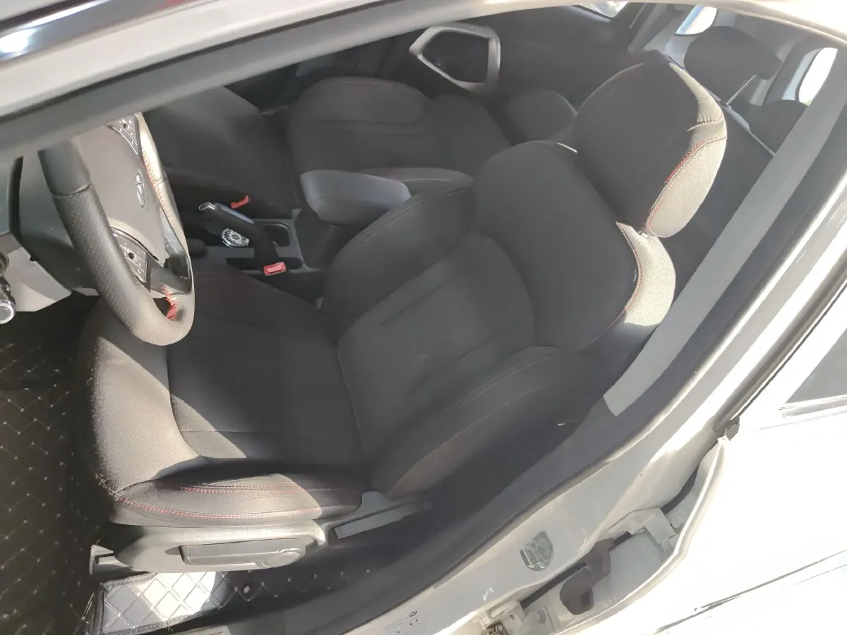 2017 Chery Tiggo 5 1.5T 152HP L4 5MT,autocango,china used car exporter,china ev exporter,chinese used car exporter,chinese used ev exporter