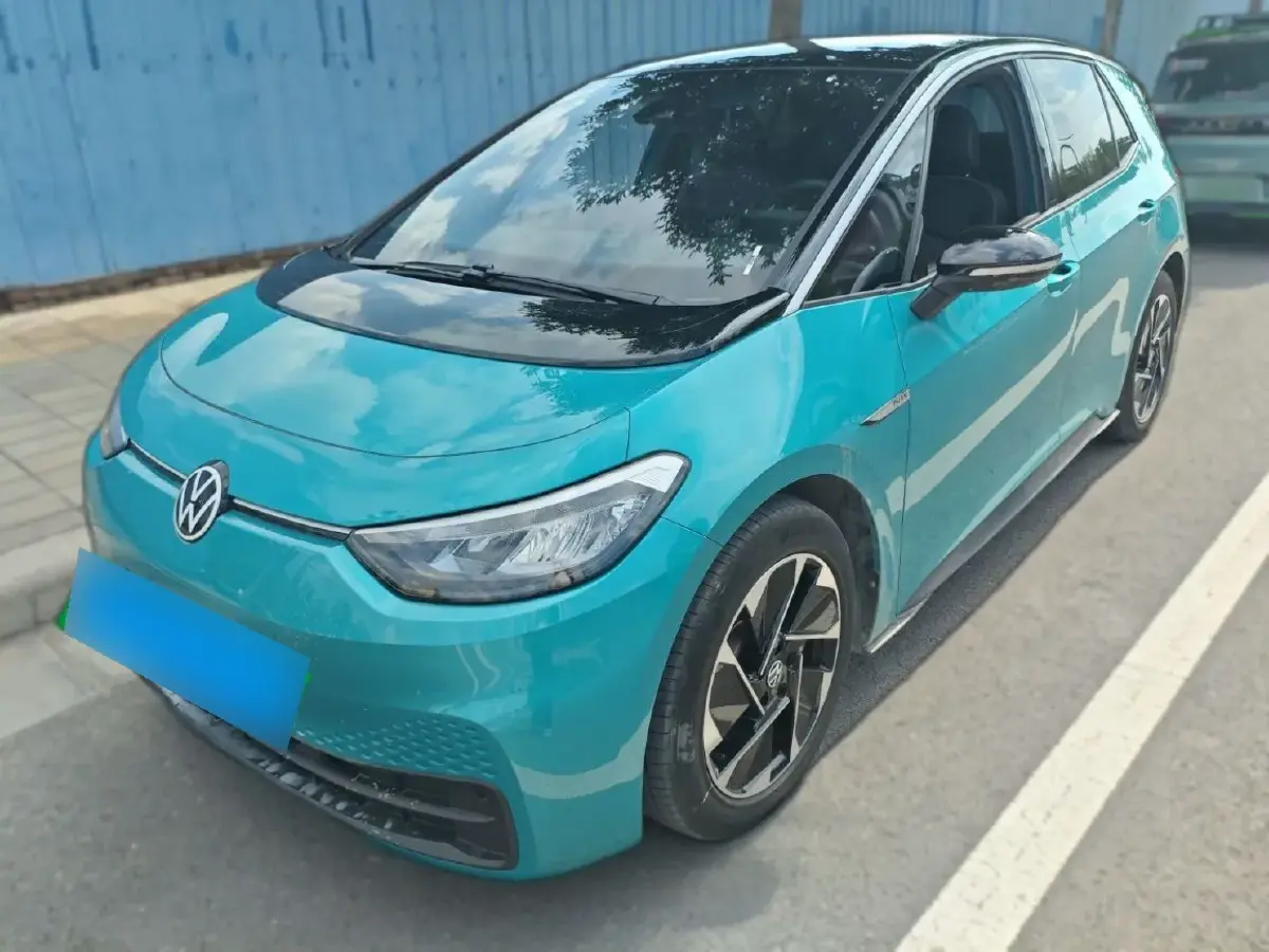 2023 Volkswagen ID.3 BEV 52.8KWH