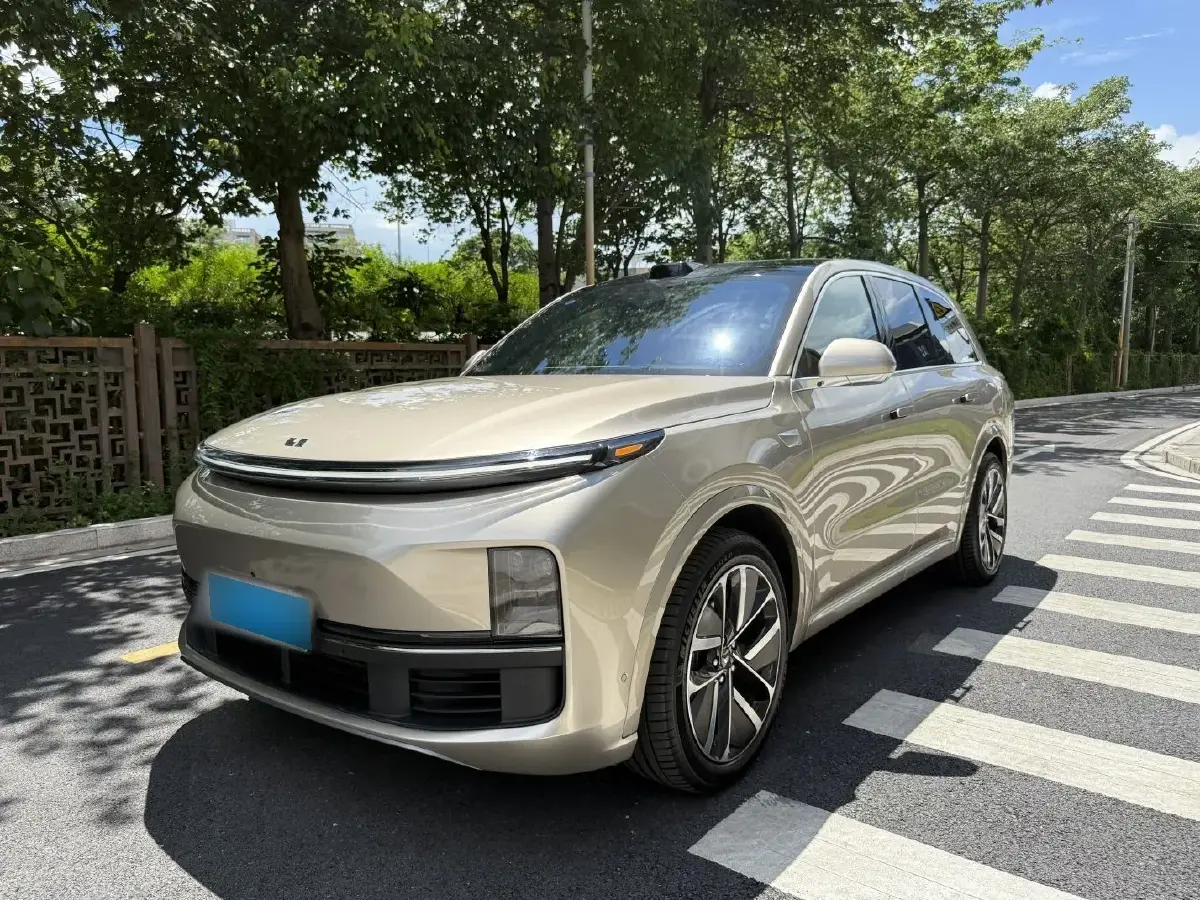 2024 Li L8 Range Extended 154HP REEV 52.3KWH