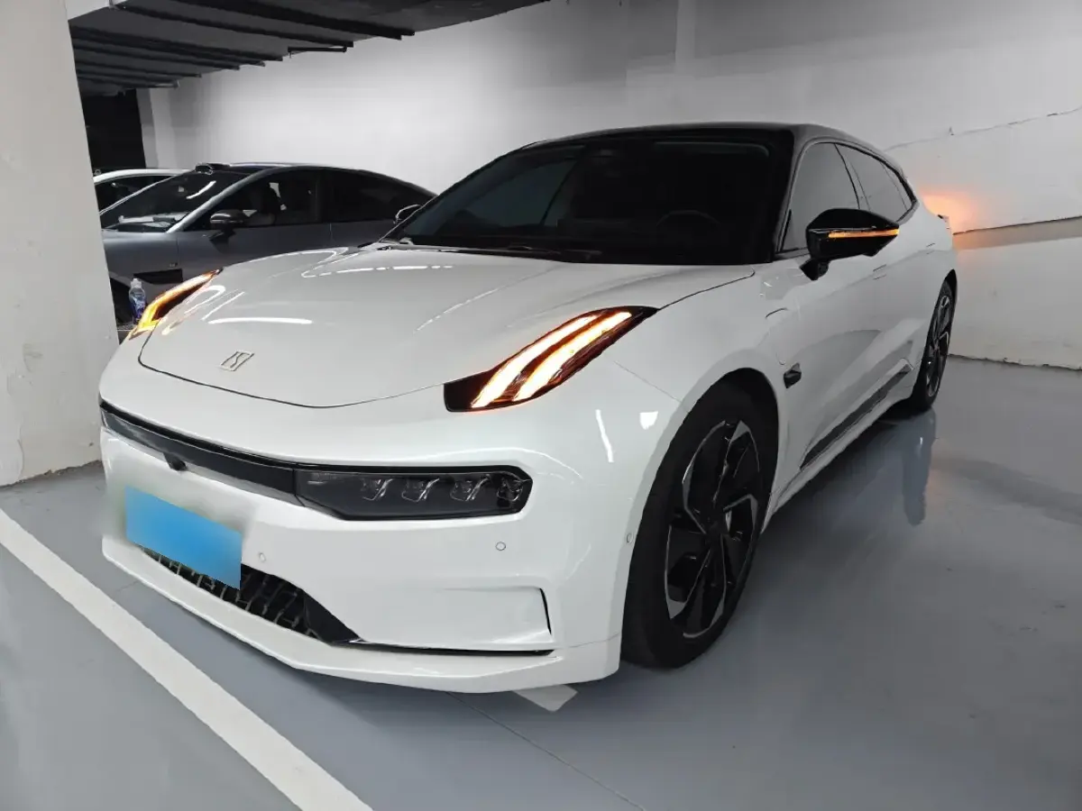 2023 Zeekr 001 BEV 100KWH