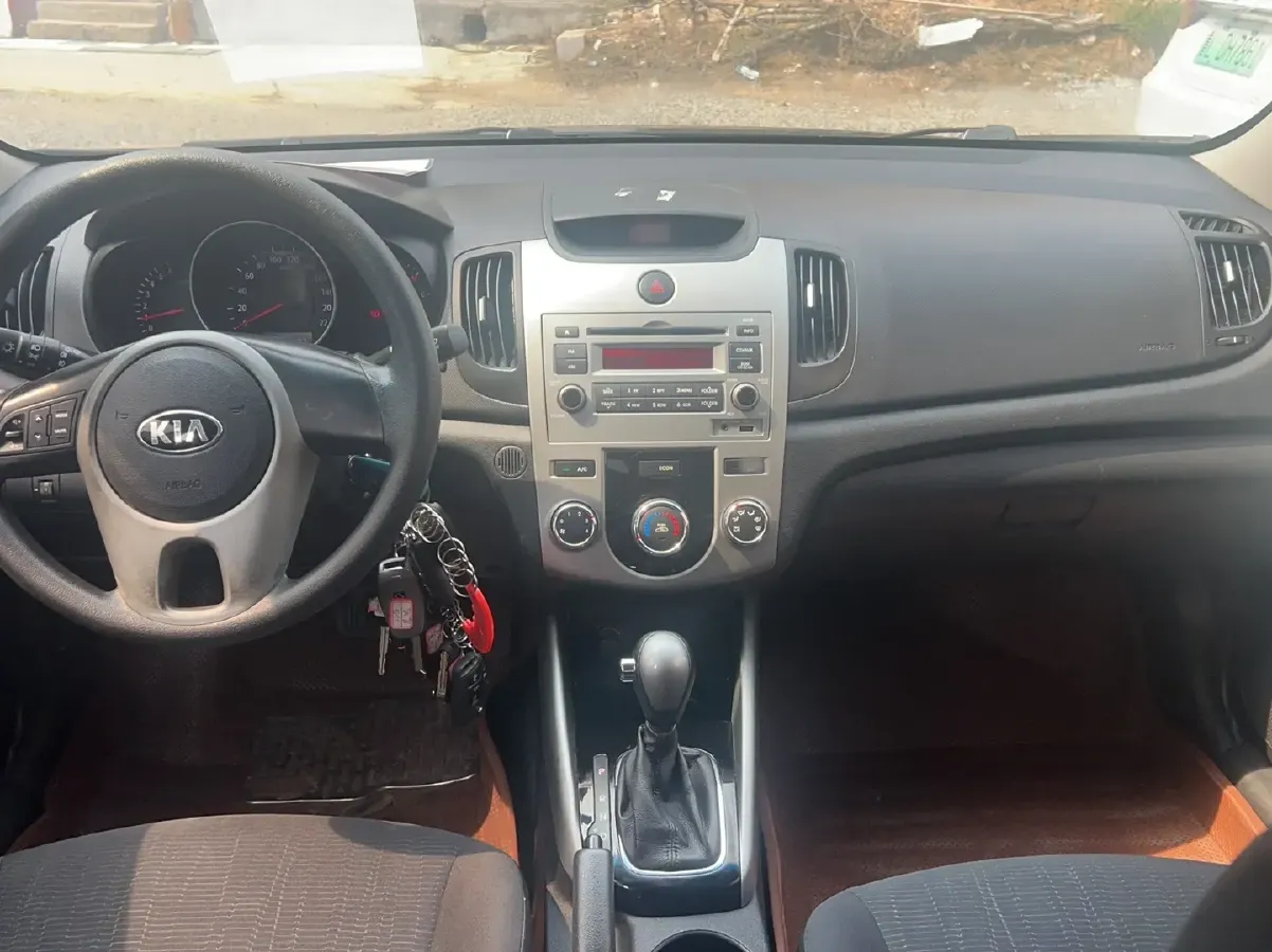 2014 Kia Forte 1.6L 123HP L4 4AT,autocango,china used car exporter,china ev exporter,chinese used car exporter,chinese used ev exporter