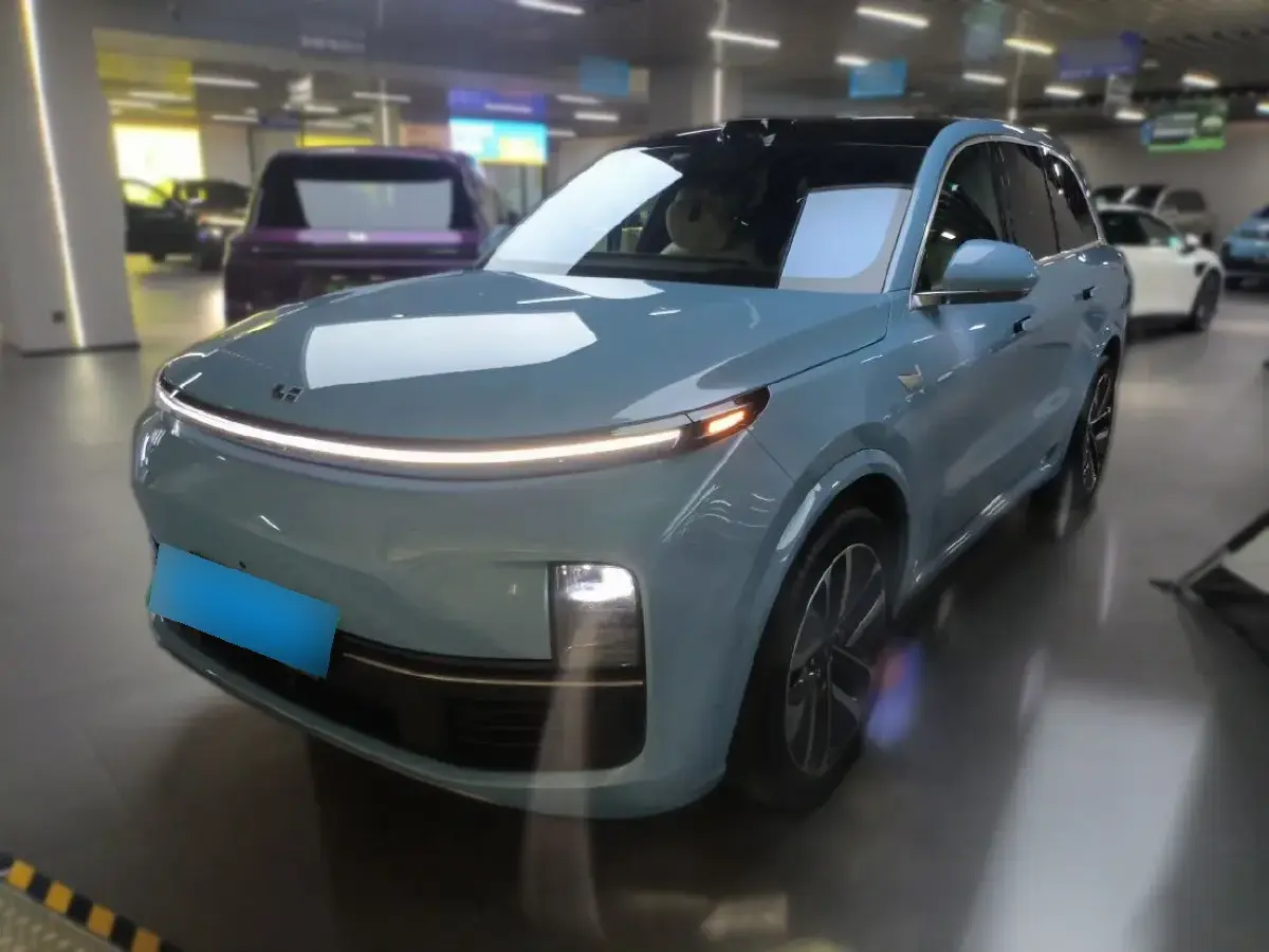 2024 Li L8 Range Extended 154HP REEV 52.3KWH