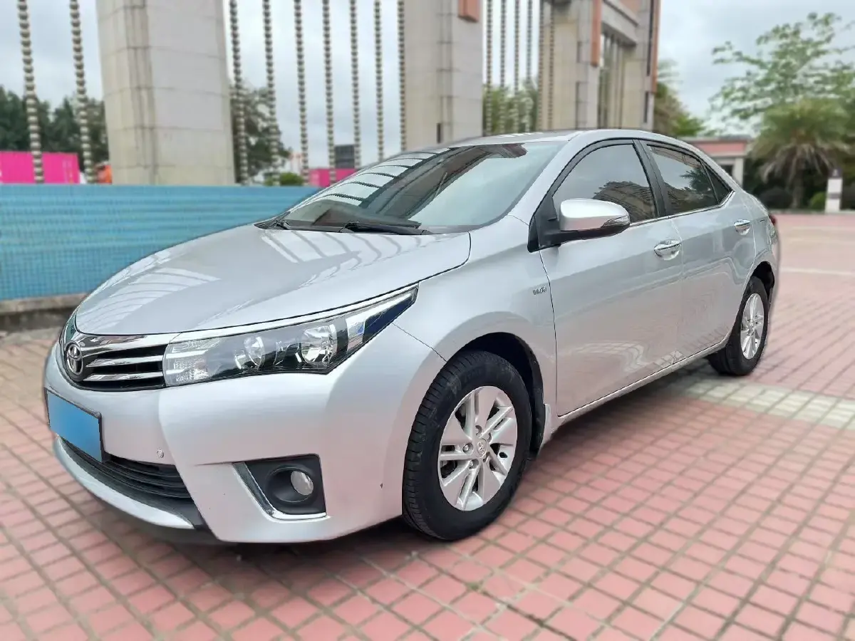 2014 Toyota Corolla 1.6L 122HP L4 CVT