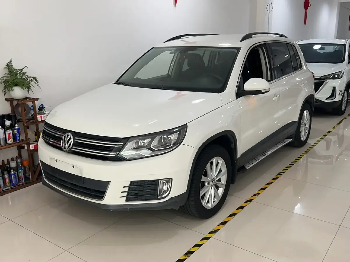 2016 Volkswagen Tiguan 1.8T 160HP L4 6AT
