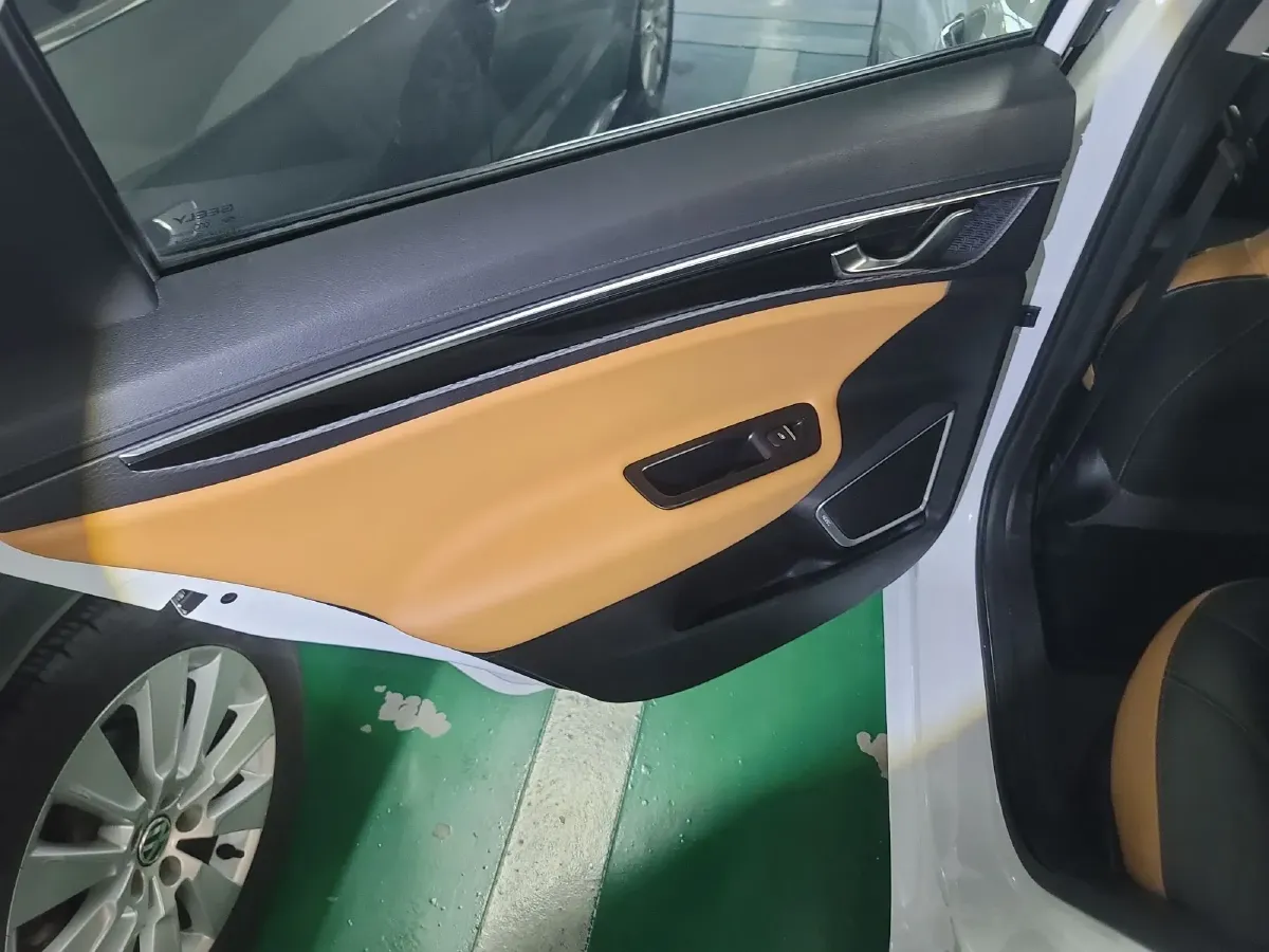 2020 Geely Emgrand GL 1.4T 141HP L4 CVT,autocango,china used car exporter,china ev exporter,chinese used car exporter,chinese used ev exporter