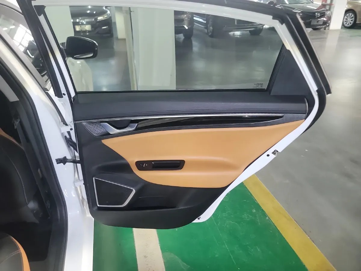 2020 Geely Emgrand GL 1.4T 141HP L4 CVT,autocango,china used car exporter,china ev exporter,chinese used car exporter,chinese used ev exporter