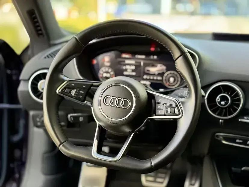 2015 Audi TT 2.0T 230HP L4 6DCT,autocango,china used car exporter,china ev exporter,chinese used car exporter,chinese used ev exporter