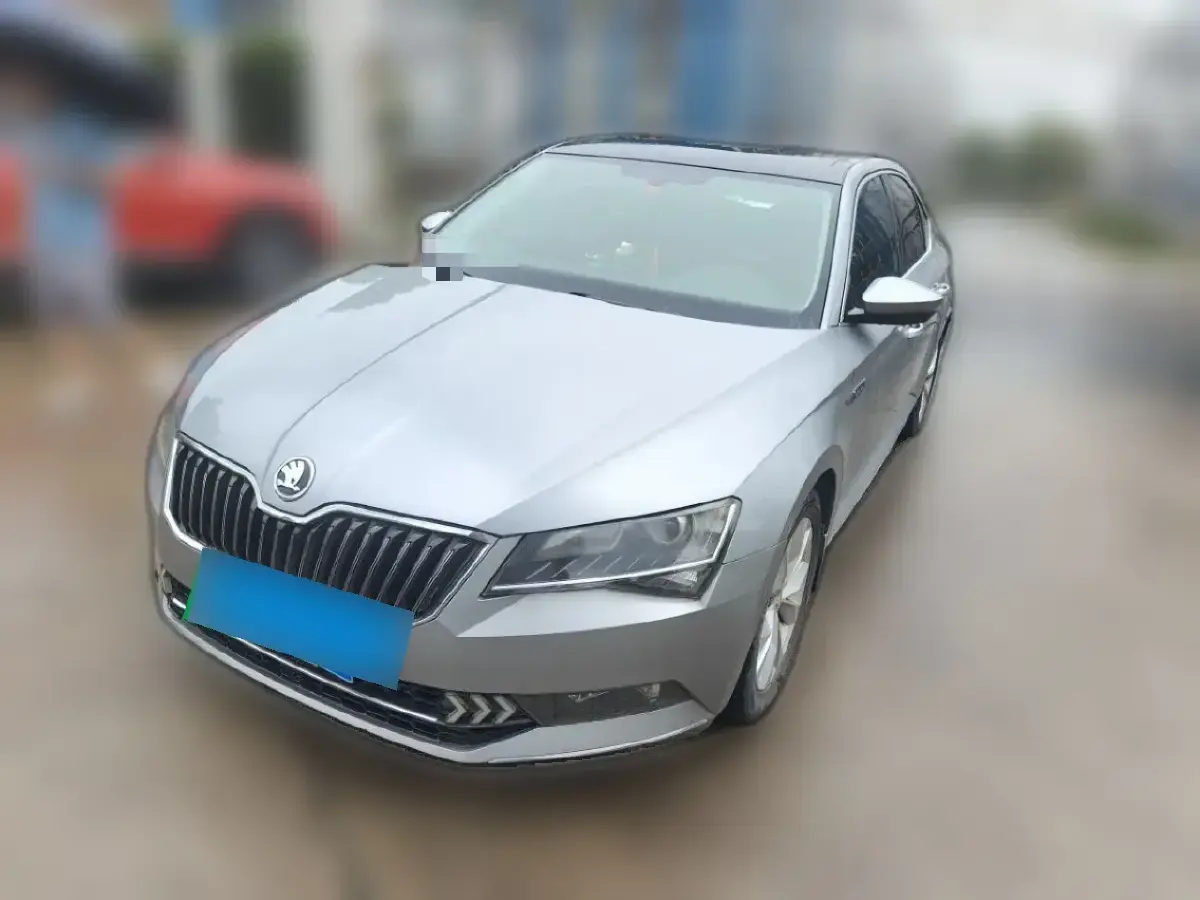 2018 Skoda Superb 1.4T 150HP L4 7DCT