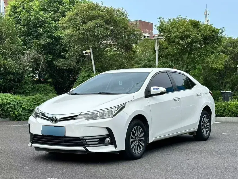 2017 Toyota Corolla 1.2T 116HP L4 CVT
