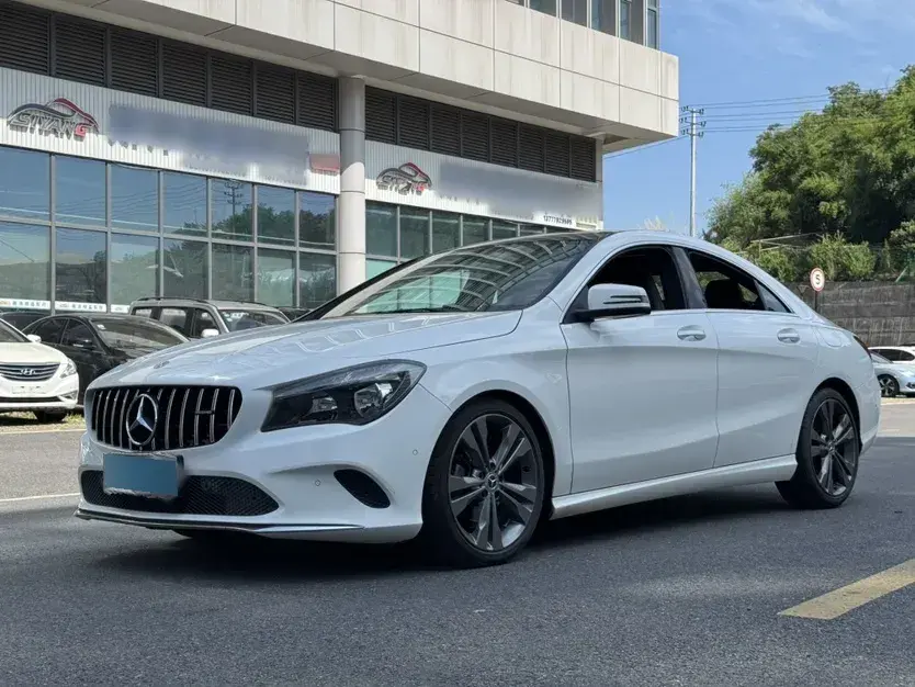 2018 Mercedes-Benz CLA Class 1.6T 156HP L4 7DCT