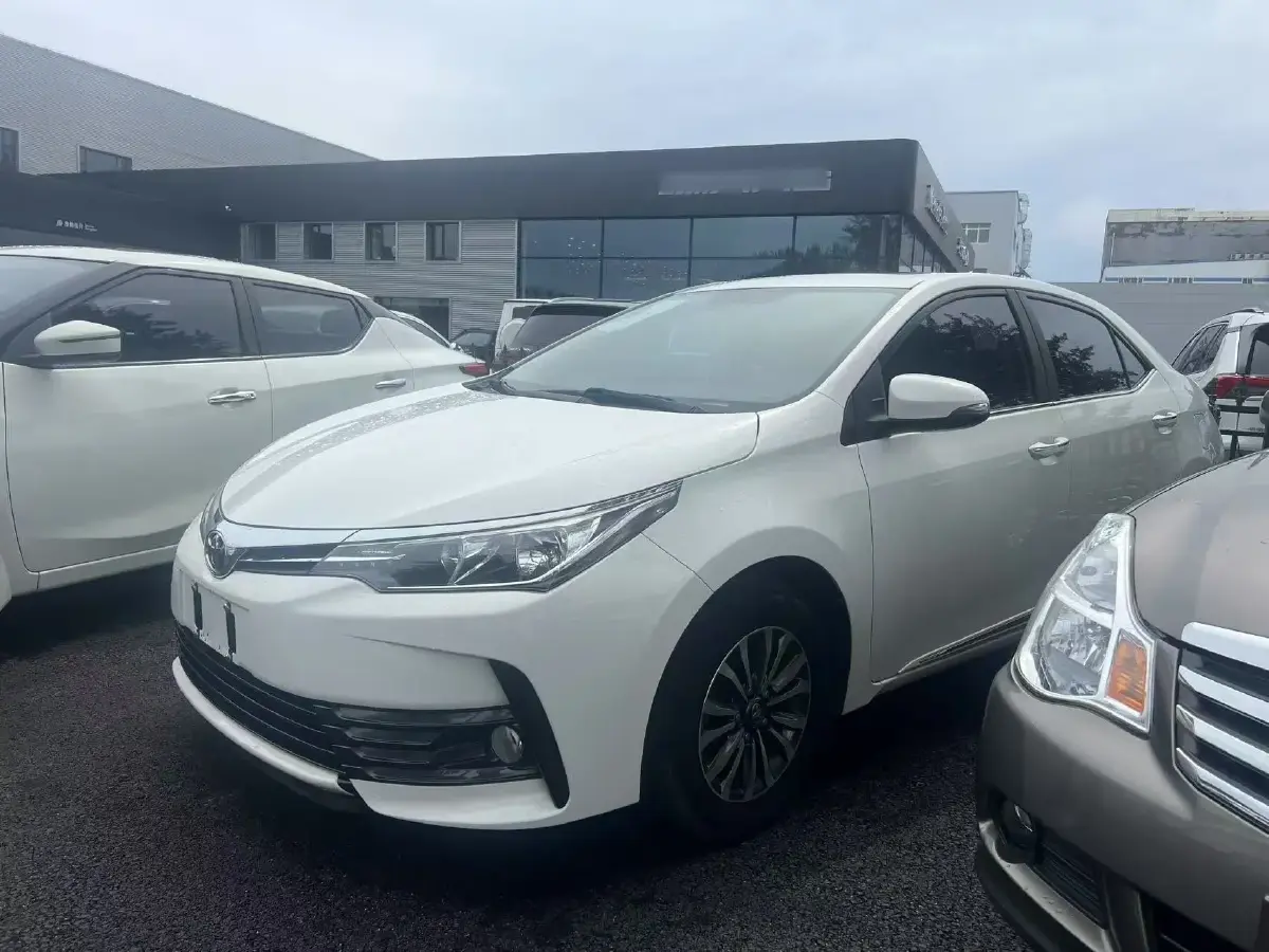 2017 Toyota Corolla 1.2T 116HP L4 CVT