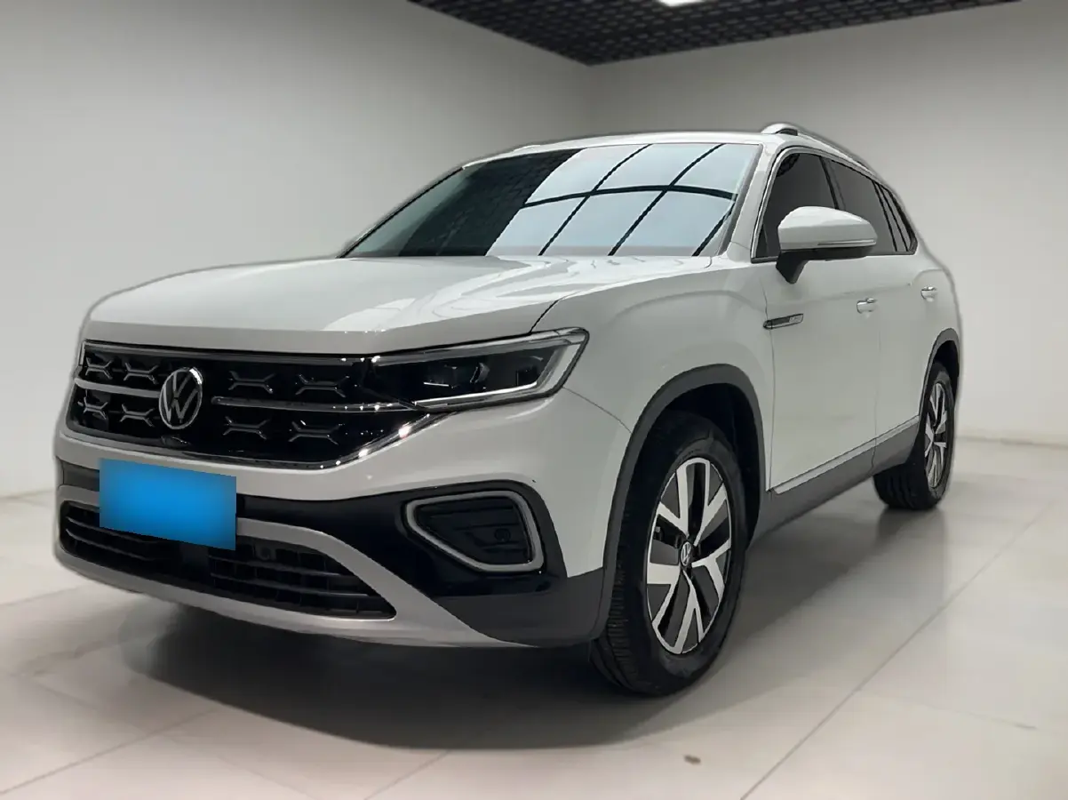 2023 Volkswagen Tayron 2.0T 186HP L4 7DCT