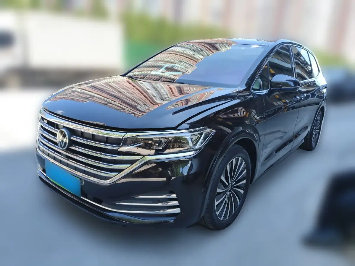 2024 Volkswagen Viloran 2.0T 220HP L4 7DCT