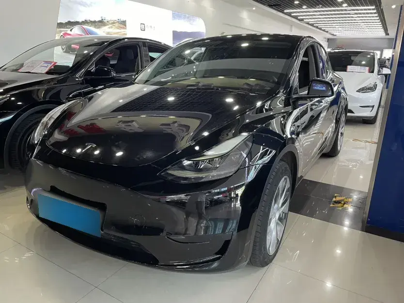 2022 Tesla Model Y BEV 60KWH