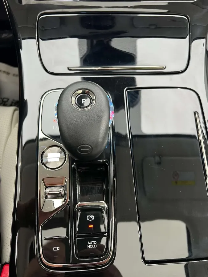 2023 GAC Trumpchi E9 2.0T 190HP L4 2DHT PHEV 25.57KWH,autocango,china used car exporter,china ev exporter,chinese used car exporter,chinese used ev exporter