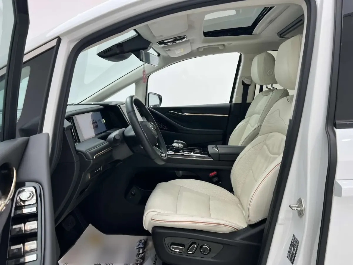 2023 GAC Trumpchi E9 2.0T 190HP L4 2DHT PHEV 25.57KWH,autocango,china used car exporter,china ev exporter,chinese used car exporter,chinese used ev exporter