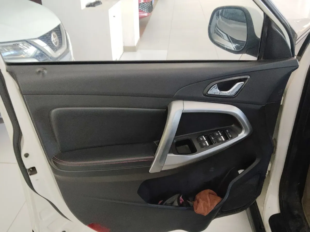 2015 Chery Tiggo 5 1.5T 152HP L4 5MT,autocango,china used car exporter,china ev exporter,chinese used car exporter,chinese used ev exporter