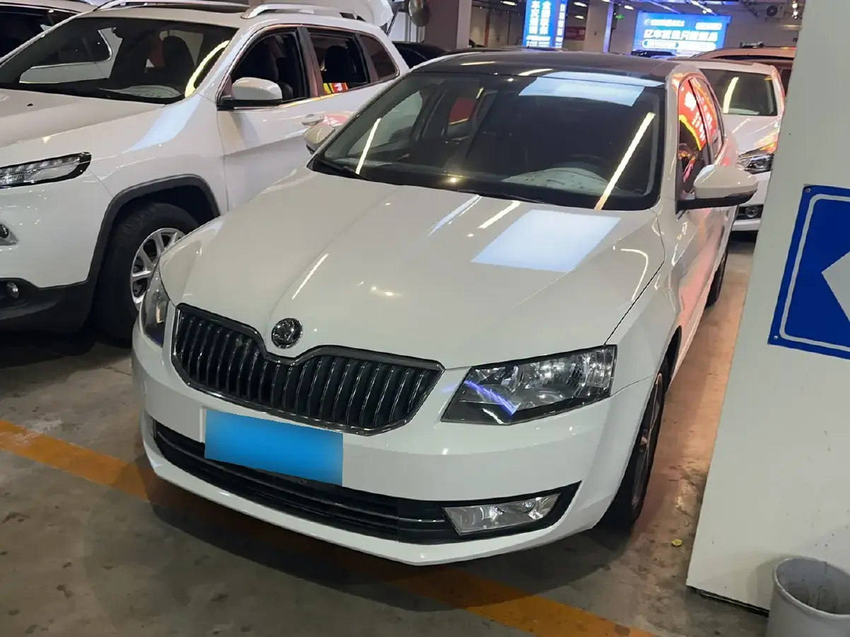 2016 Skoda Octavia 1.6L 110HP L4 6AT