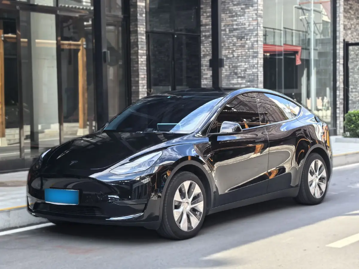 2022 Tesla Model Y BEV 60KWH