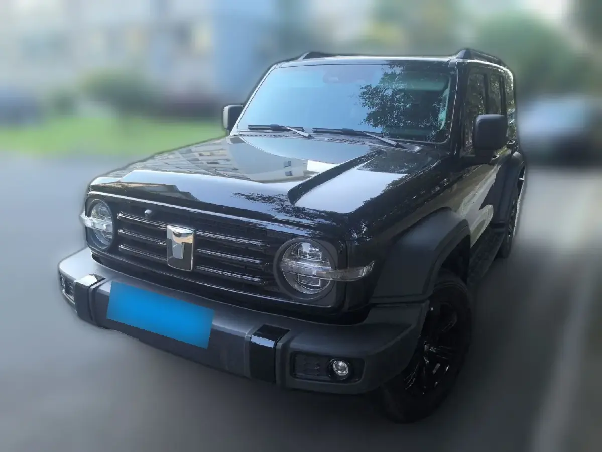 2023 Tank 300 2.0T 227HP L4 8AT