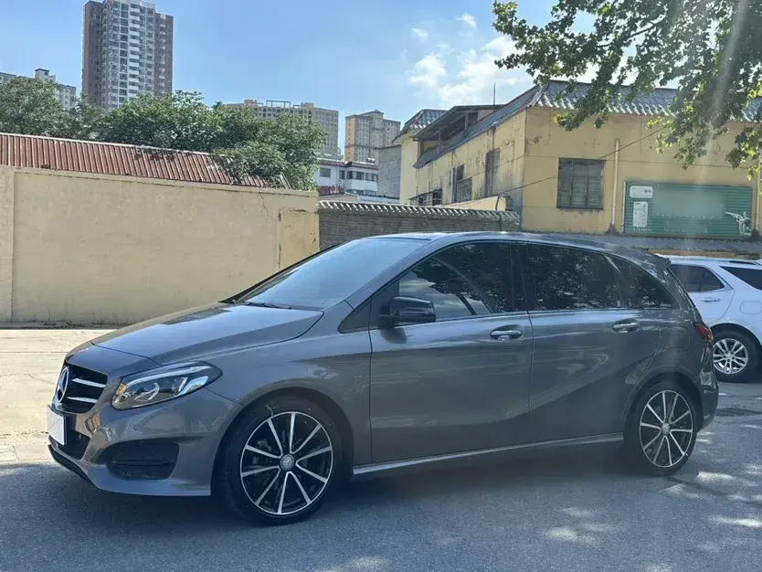 2015 Mercedes-Benz B Class 1.6T 156HP L4 7DCT