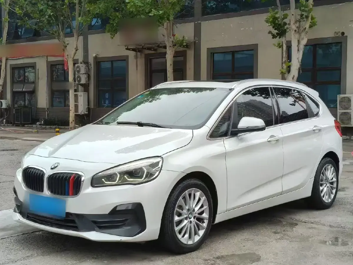 2018 BMW 2 Series Wagon 1.5T 136HP L3 6AT