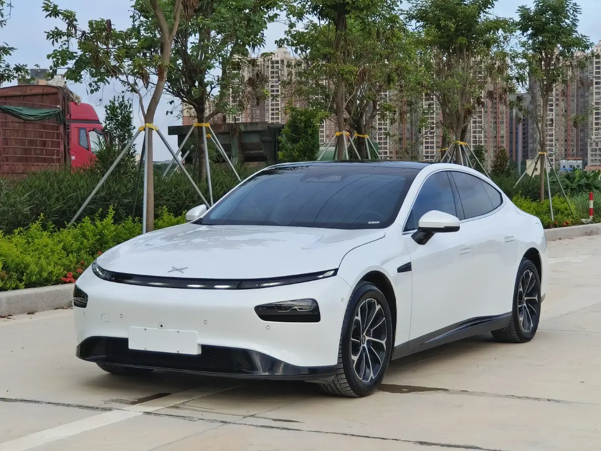 2022 Xpeng P7 BEV 77.9KWH
