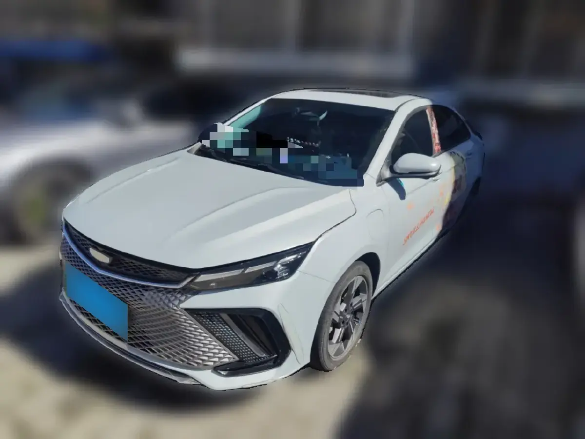 2022 Geely Emgrand L HiP 1.5T 181HP L4 3DHT PHEV 15.5KWH