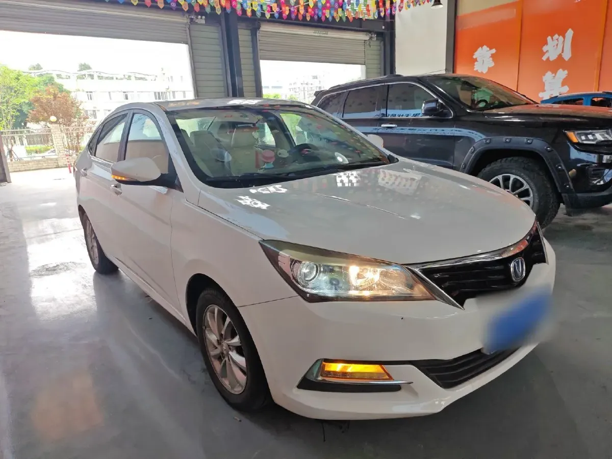 2016 ChangAn Alsvin V7 1.6L 124HP L4 4AT,autocango,china used car exporter,china ev exporter,chinese used car exporter,chinese used ev exporter