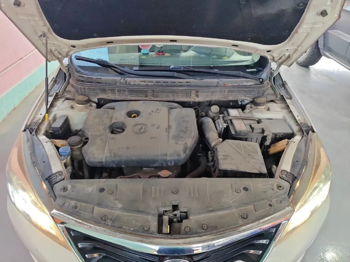 2016 ChangAn Alsvin V7 1.6L 124HP L4 4AT,autocango,china used car exporter,china ev exporter,chinese used car exporter,chinese used ev exporter