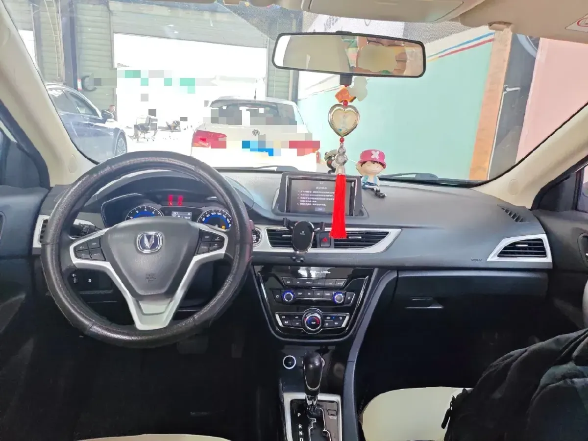 2016 ChangAn Alsvin V7 1.6L 124HP L4 4AT,autocango,china used car exporter,china ev exporter,chinese used car exporter,chinese used ev exporter
