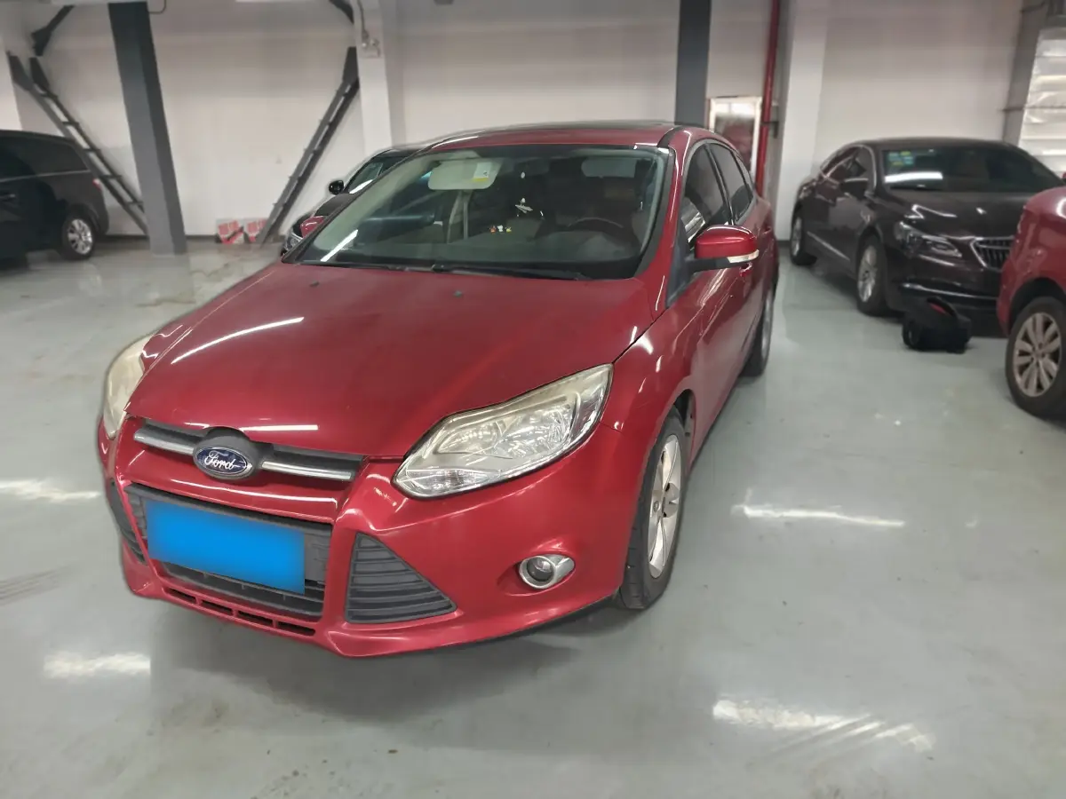 2012 Ford Focus 1.6L 125HP L4 6DCT