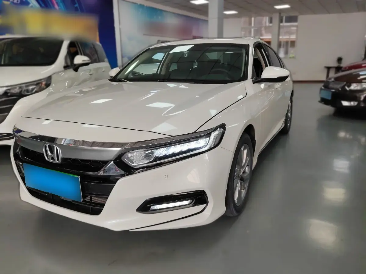 2018 Honda Accord 1.5T 194HP L4 CVT