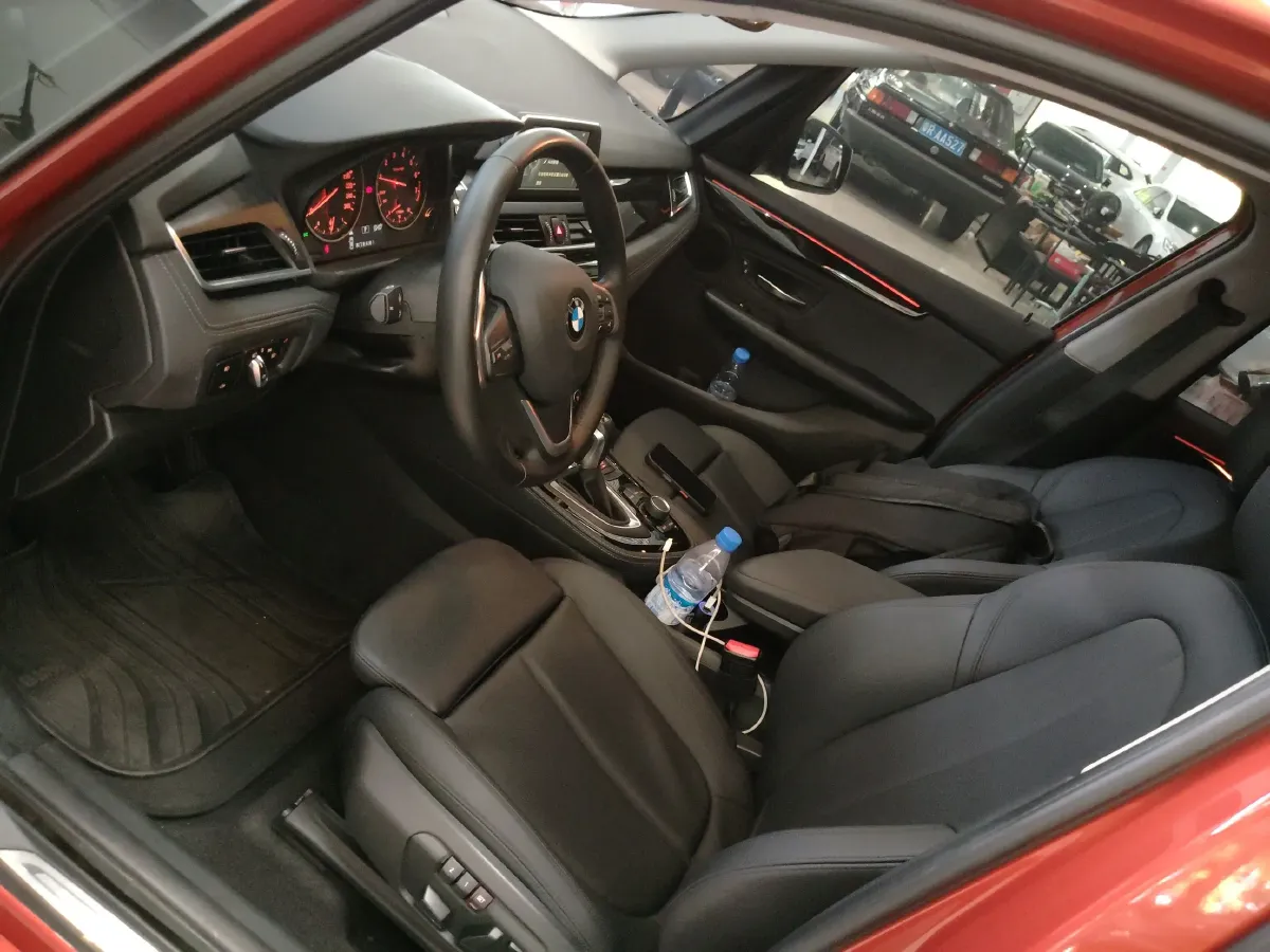 2016 BMW 2 Series Wagon 1.5T 136HP L3 6AT,autocango,china used car exporter,china ev exporter,chinese used car exporter,chinese used ev exporter