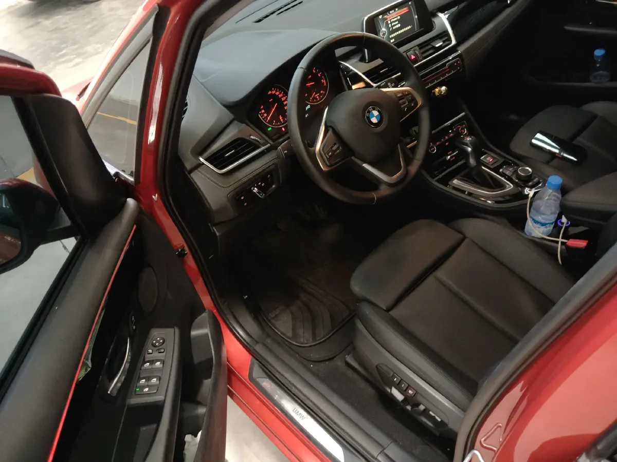 2016 BMW 2 Series Wagon 1.5T 136HP L3 6AT,autocango,china used car exporter,china ev exporter,chinese used car exporter,chinese used ev exporter