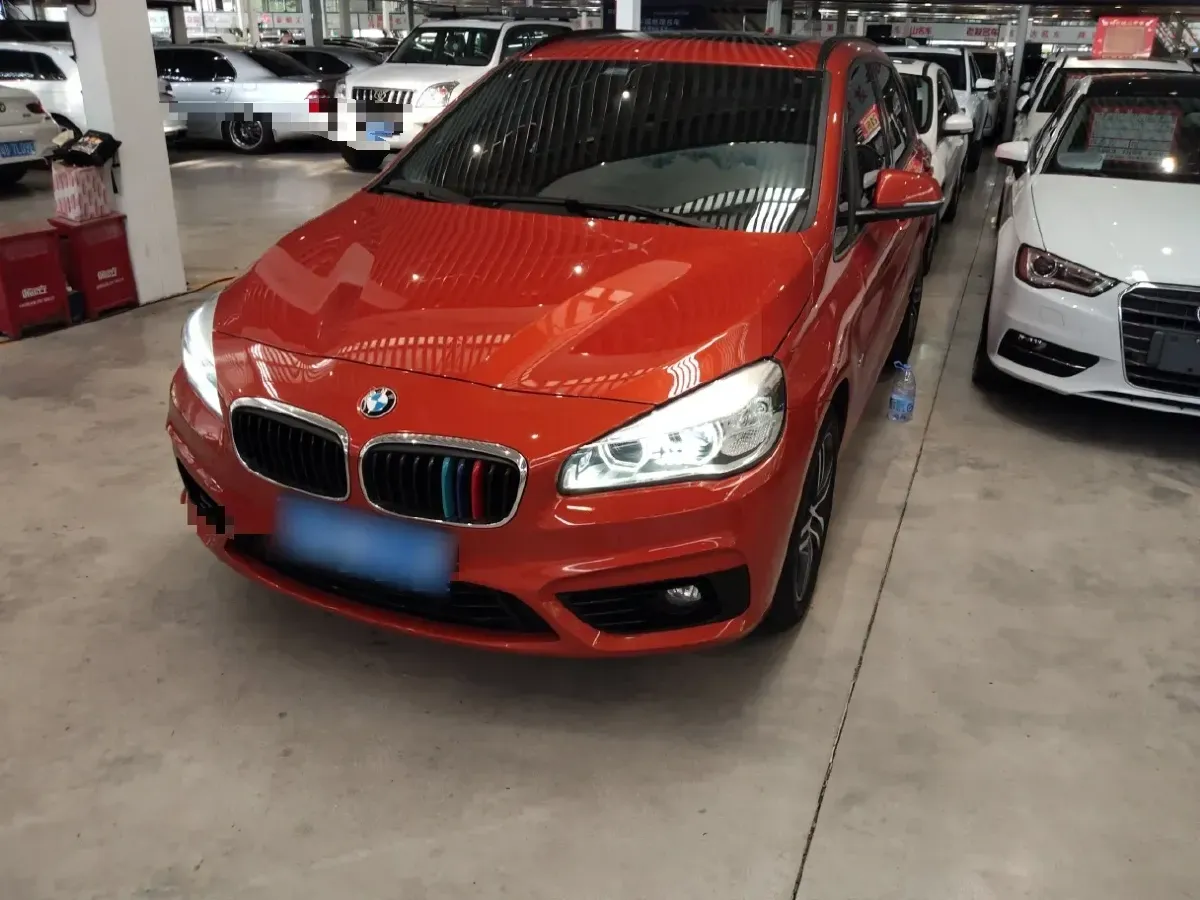 2016 BMW 2 Series Wagon 1.5T 136HP L3 6AT,autocango,china used car exporter,china ev exporter,chinese used car exporter,chinese used ev exporter