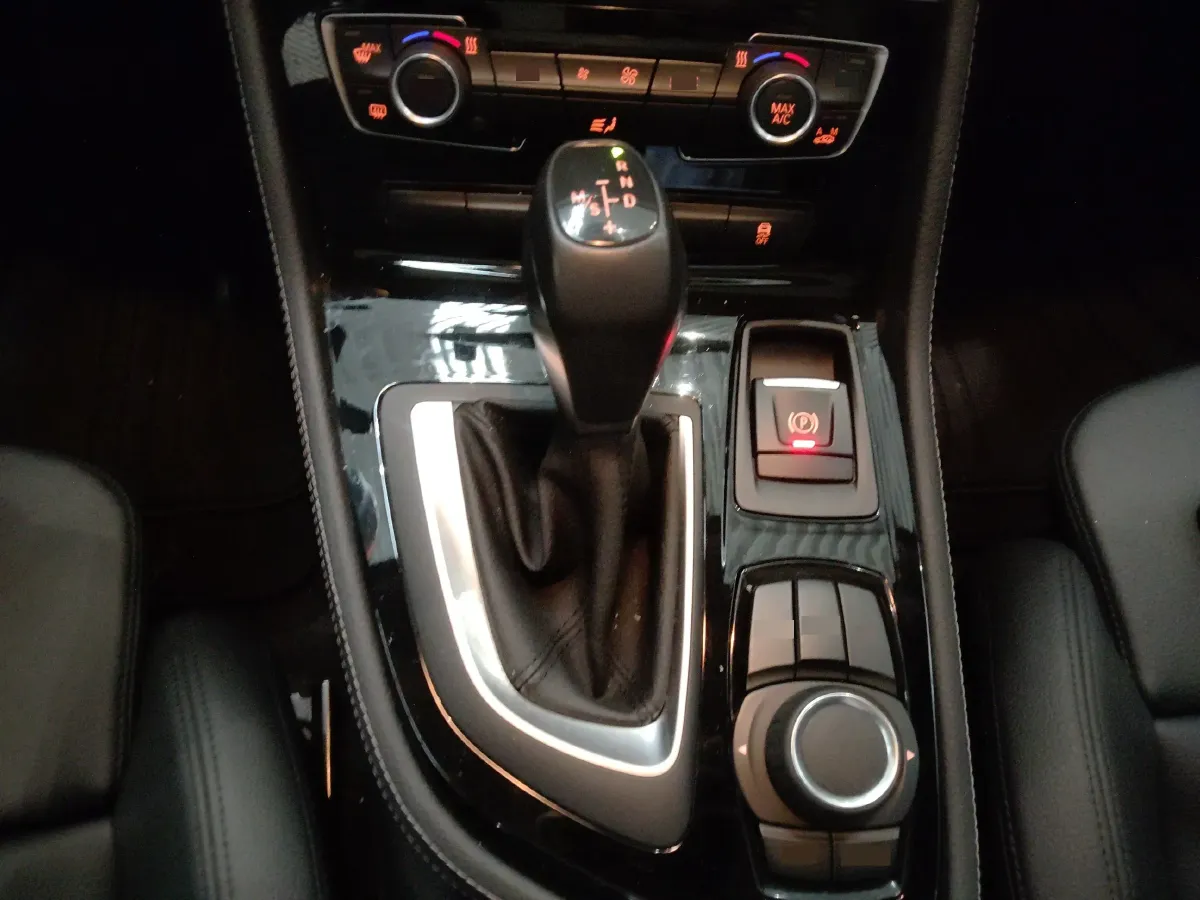 2016 BMW 2 Series Wagon 1.5T 136HP L3 6AT,autocango,china used car exporter,china ev exporter,chinese used car exporter,chinese used ev exporter