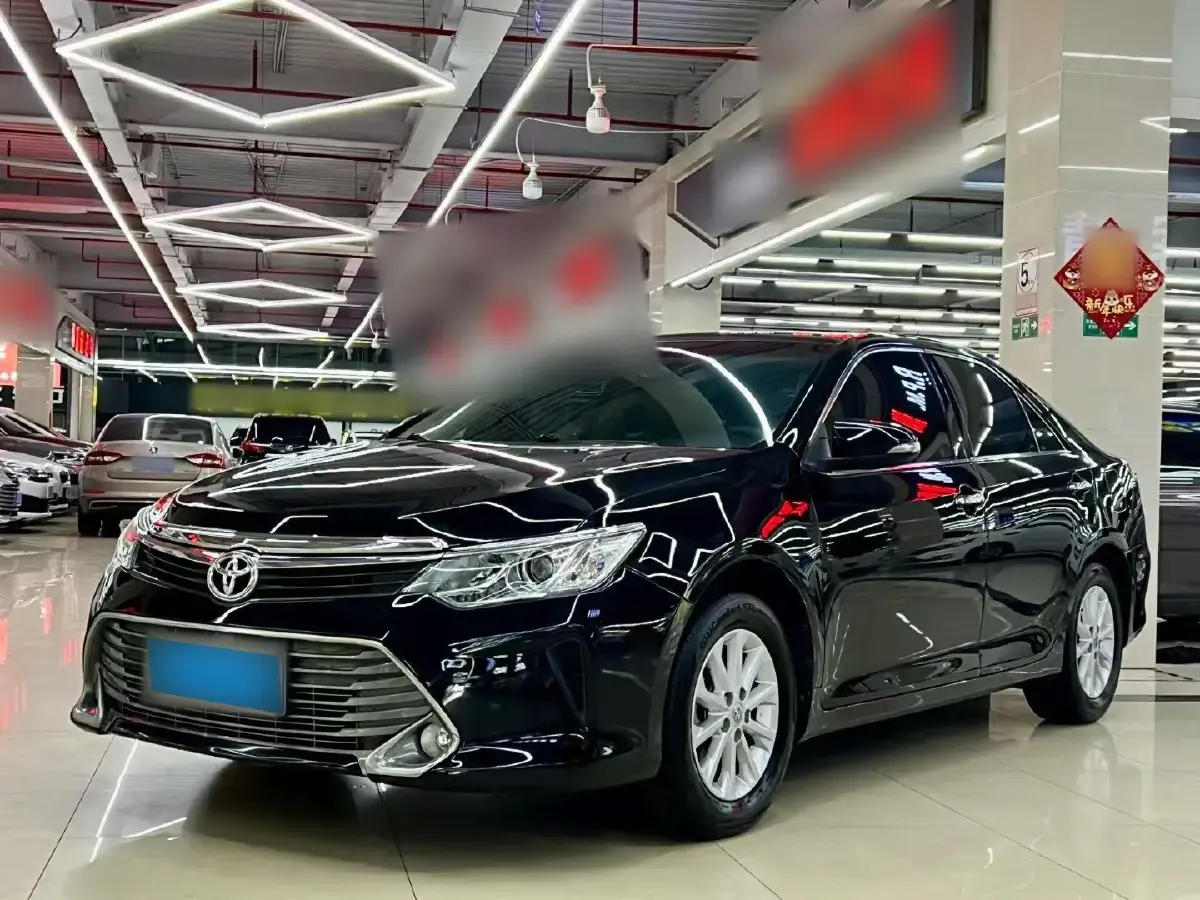 2015 Toyota Camry 2.0L 167HP L4 6AT