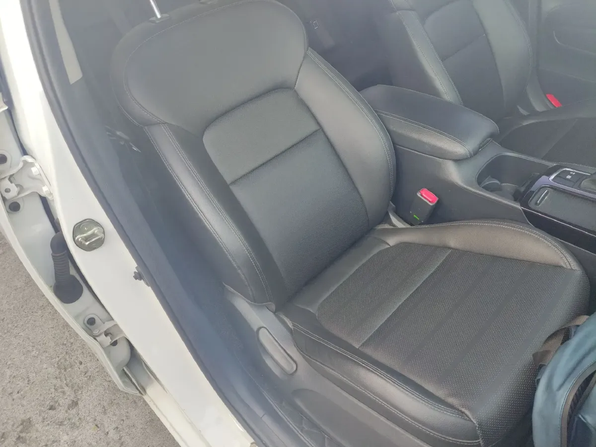 2014 Kia K4 1.6T 175HP L4 7DCT,autocango,china used car exporter,china ev exporter,chinese used car exporter,chinese used ev exporter