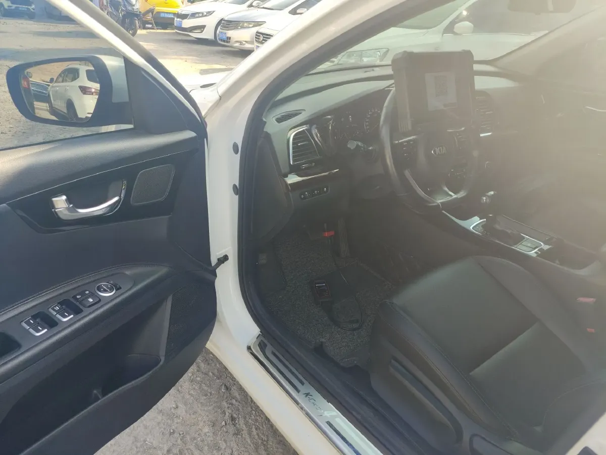 2014 Kia K4 1.6T 175HP L4 7DCT,autocango,china used car exporter,china ev exporter,chinese used car exporter,chinese used ev exporter