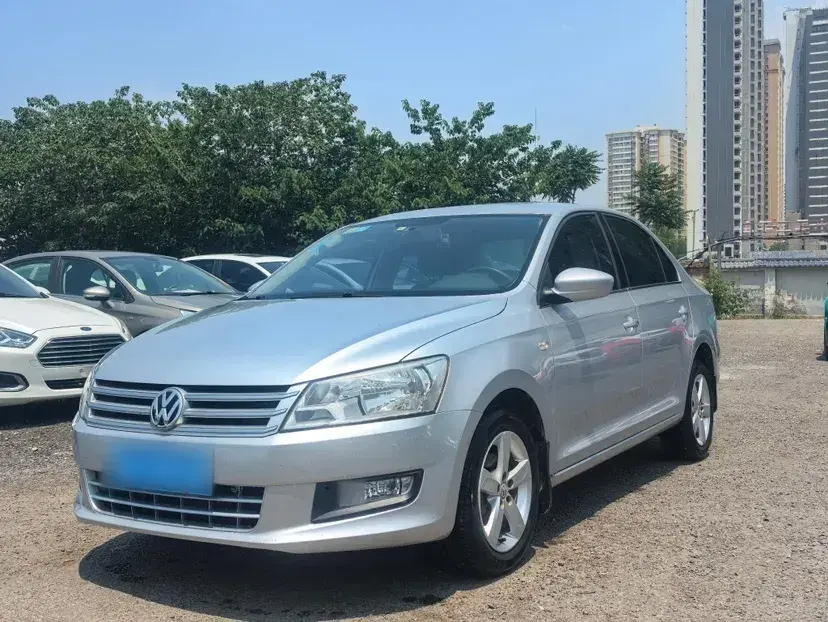 2015 Volkswagen Santana 1.6L 110HP L4 5MT