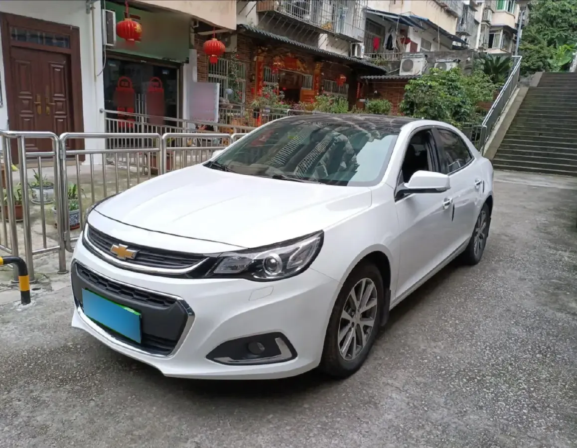 2016 Chevrolet Malibu 2.0L 154HP L4 6AT