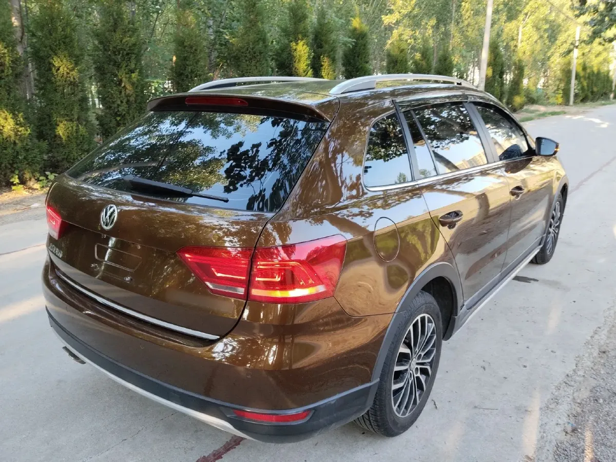 2014 Volkswagen Cross Lavida 1.4T 131HP L4 7DCT,autocango,china used car exporter,china ev exporter,chinese used car exporter,chinese used ev exporter