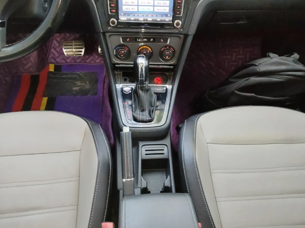 2014 Volkswagen Cross Lavida 1.4T 131HP L4 7DCT,autocango,china used car exporter,china ev exporter,chinese used car exporter,chinese used ev exporter